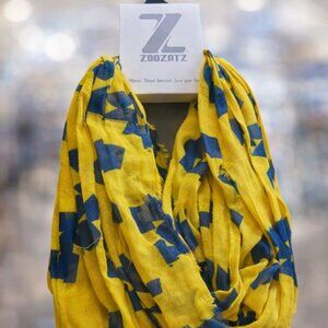 ZooZatz Michigan Wolverines Logo Infinity Womens Scarf